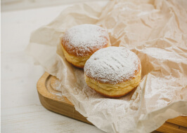 ПОНЧИК СО СГУЩЁНКОЙ, С КОНФИТЮРОМ