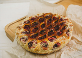 ПИРОГ С ТВОРОГОМ И ВИШНЕЙ